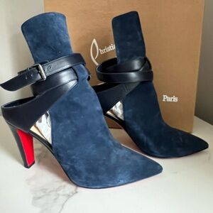 Christian Louboutin Navy Suede Pointipik Bootie, size 39.5